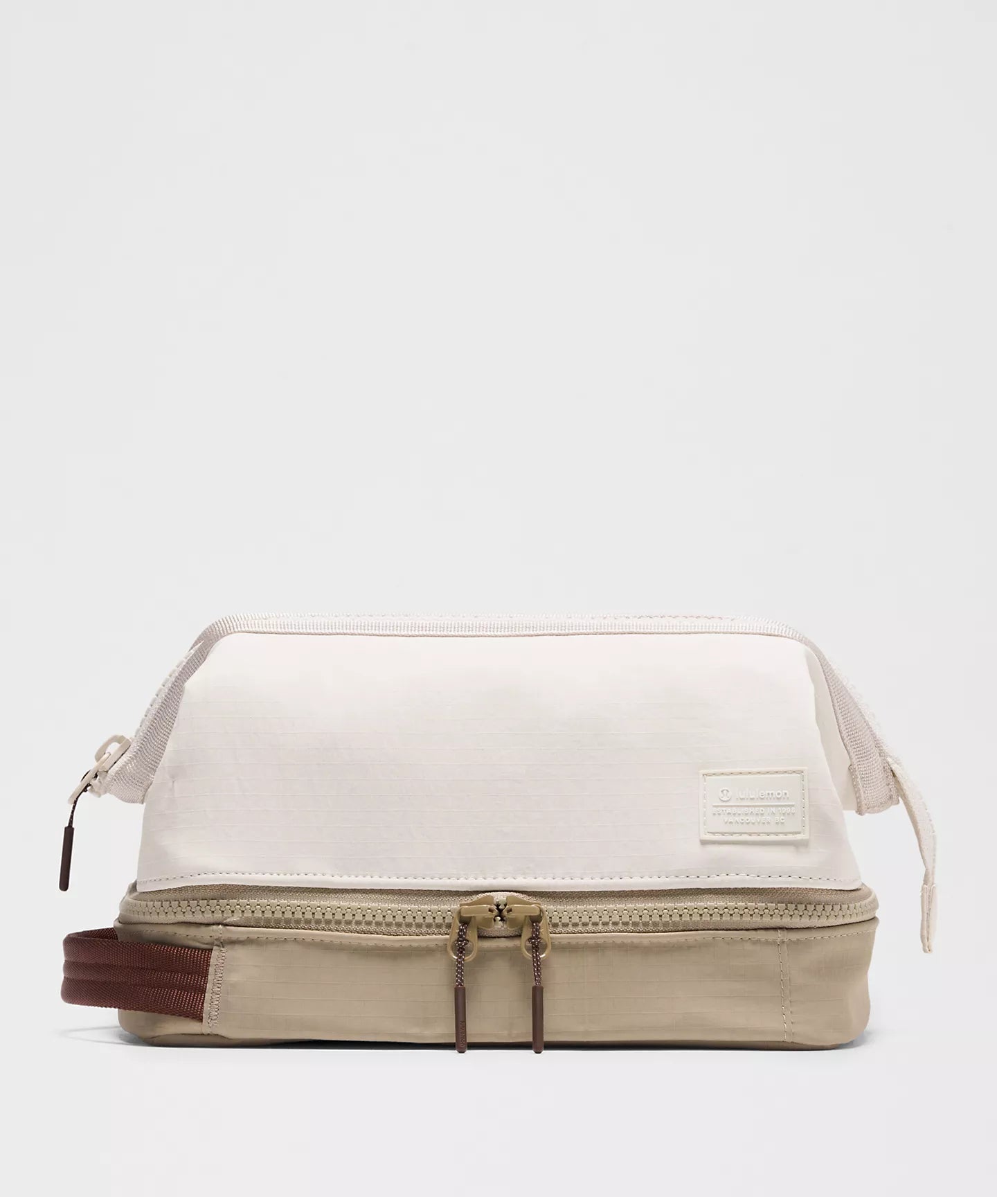 Lululemon Dual-Compartment Toiletry Bag – SHOOSH Lululemon Dual-Compartment Toiletry Bag – SHOOSH