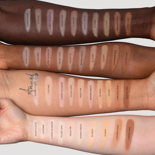 HUDA BEAUTY Blurring Loose & Setting Powder