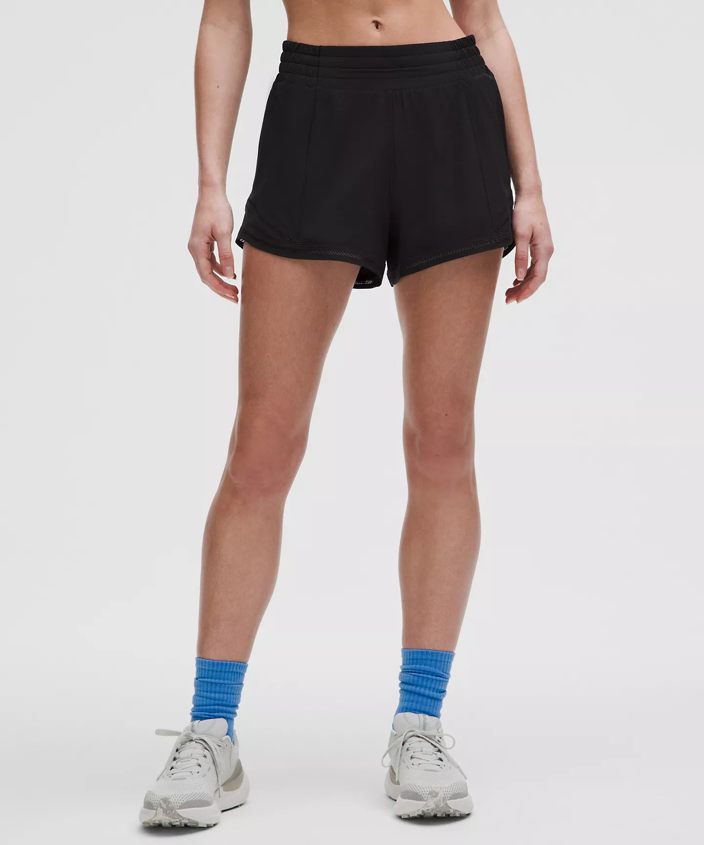 Lululemon Hotty Hot High-Rise Lined Short 4"
Lace Trim