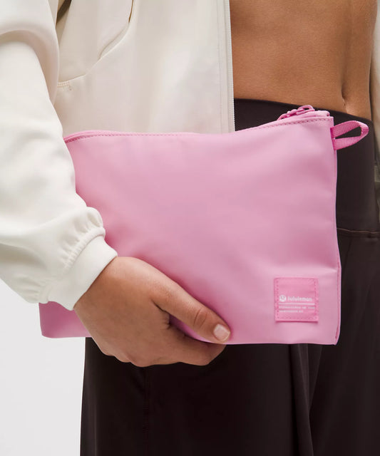 Lululemon Lightweight Pouch
3 Pack