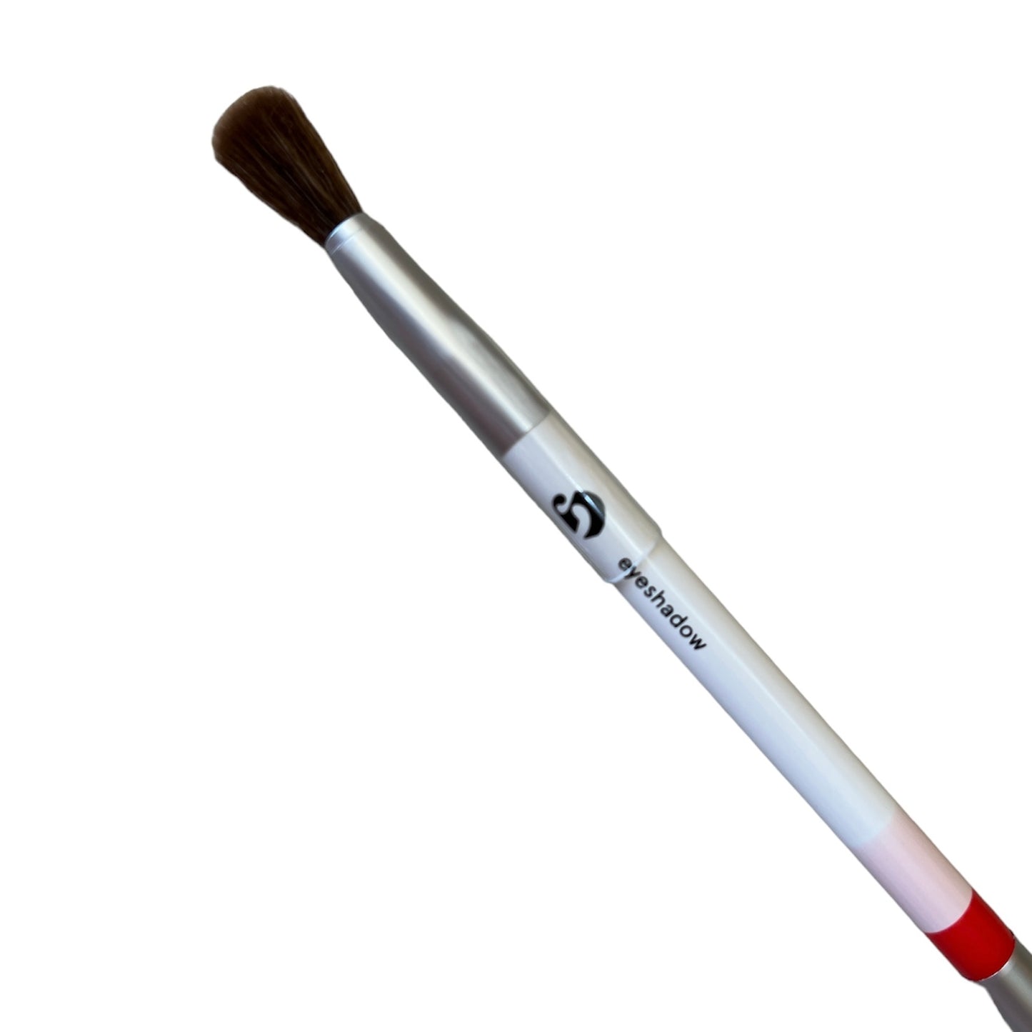 Glossier. Eyeshadow brush.